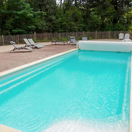 Dom wakacyjny 2 Bedroom Stunning In Pennautier
