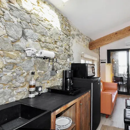 2 Bedroom Stunning In * Pennautier