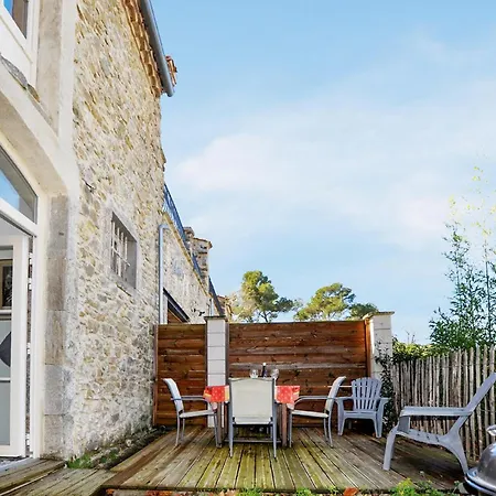 2 Bedroom Stunning In Pennautier